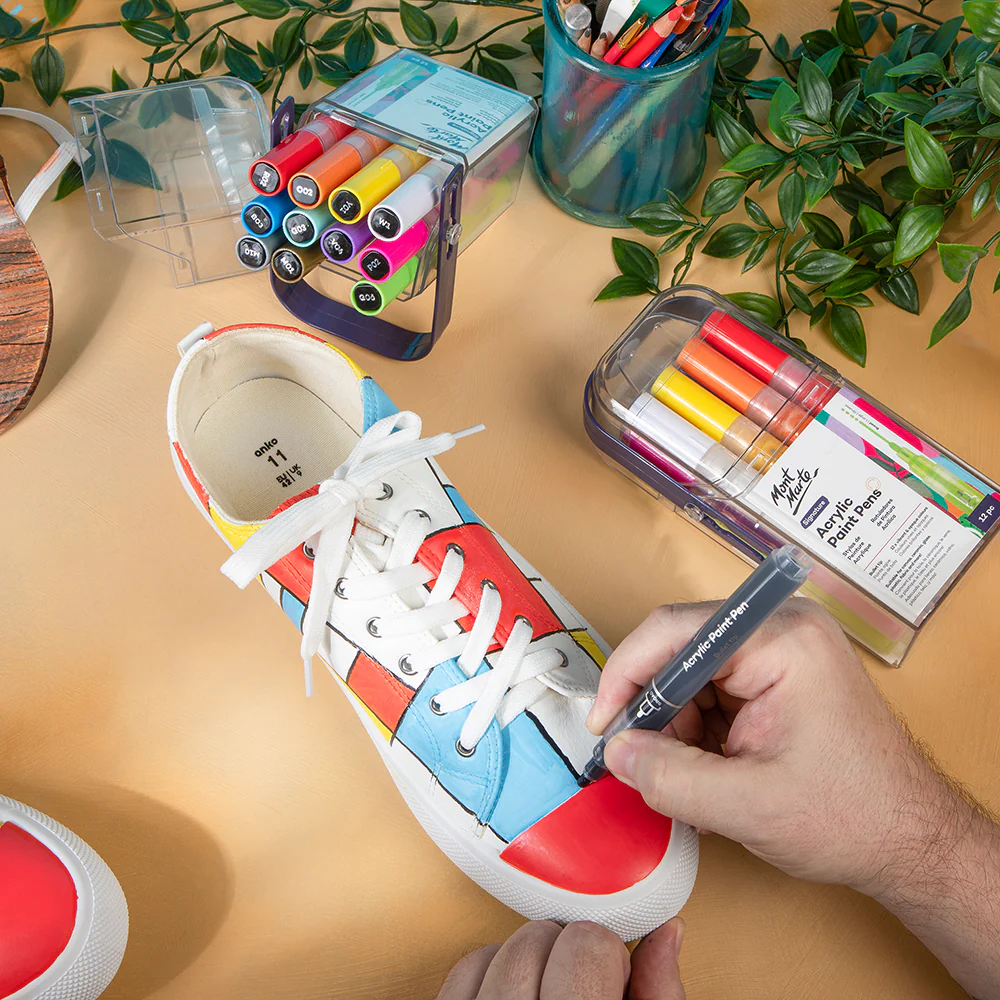 Acrylic Paint Pens in Case Broad Tip Signature 12pc - Image 6